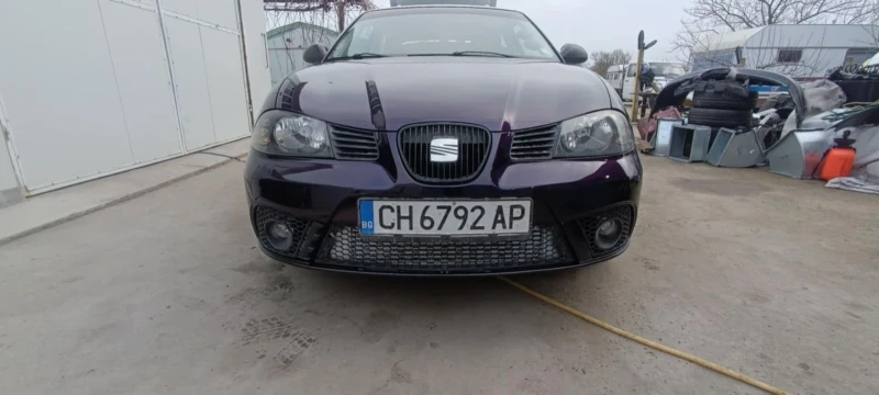 Seat Ibiza 1.2 v12 ГАЗ, снимка 2 - Автомобили и джипове - 52926970