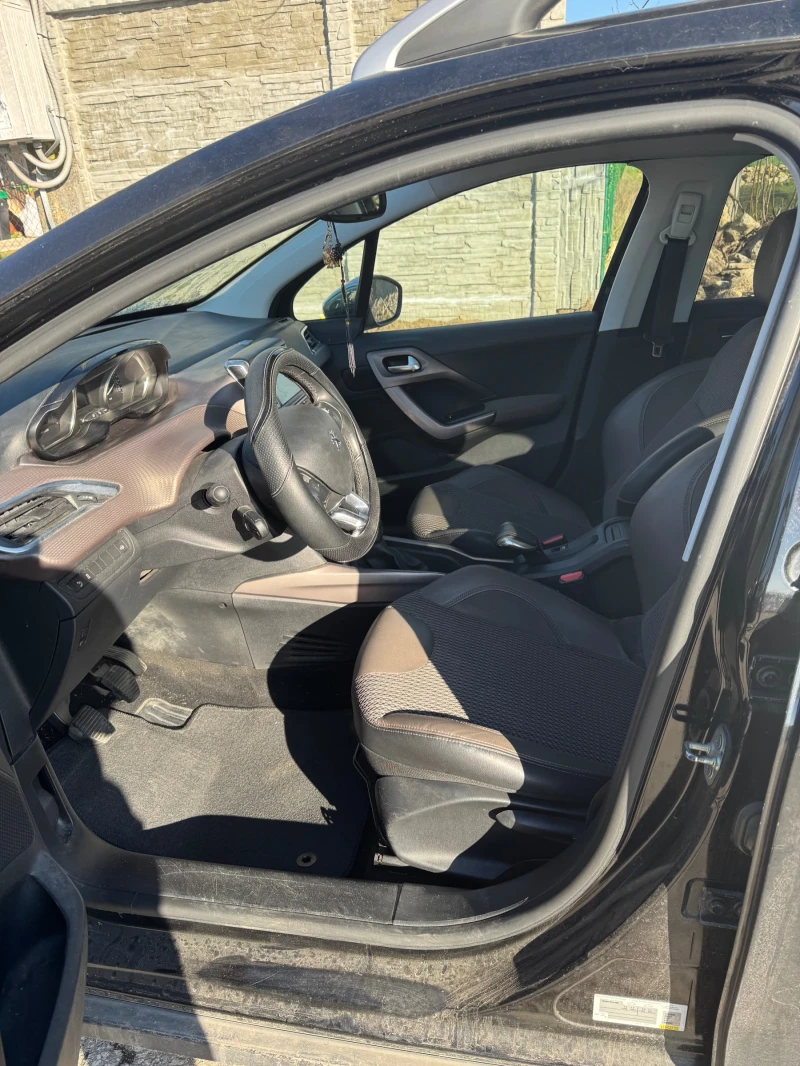 Peugeot 2008 1.2 , снимка 13 - Автомобили и джипове - 52949211