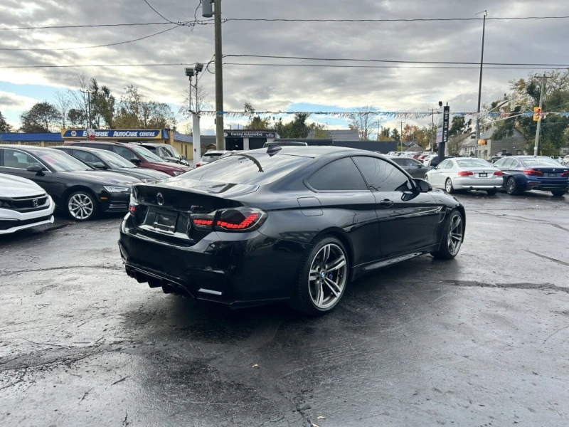 BMW M4 * CLEAN CARFAX| CARPLAY| EDC| CF ROOF * CARFAX * Ц, снимка 6 - Автомобили и джипове - 52969240