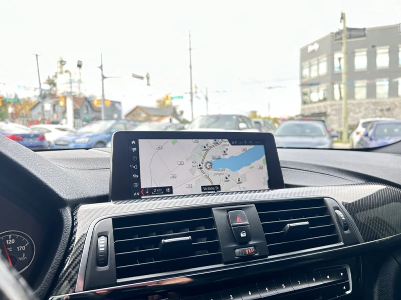 BMW M4 * CLEAN CARFAX| CARPLAY| EDC| CF ROOF * CARFAX * Ц, снимка 12 - Автомобили и джипове - 52969240