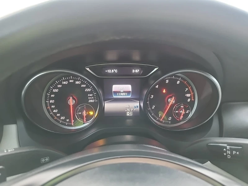 Mercedes-Benz CLA * 250 * CARFAX * ЦЕНА ДО БГ, снимка 10 - Автомобили и джипове - 53042324