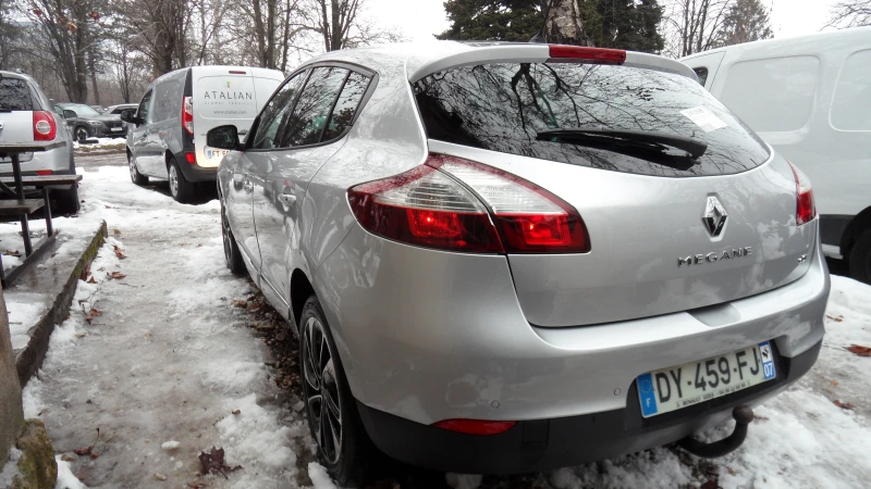 Renault Megane АВТОМАТИК /NAVI, снимка 8 - Автомобили и джипове - 53261398