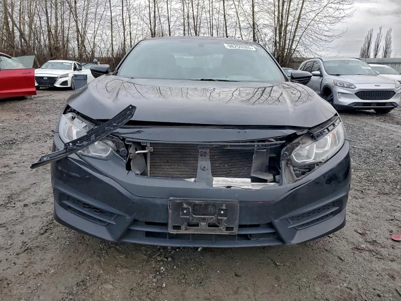 Honda Civic 2.0L 4 Front-wheel Drive, снимка 8 - Автомобили и джипове - 53083560