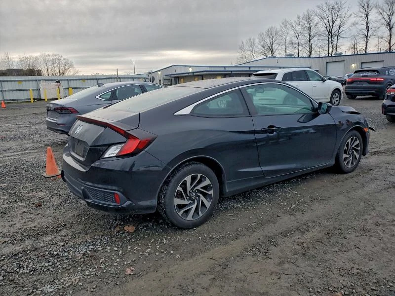 Honda Civic 2.0L 4 Front-wheel Drive, снимка 6 - Автомобили и джипове - 53083560