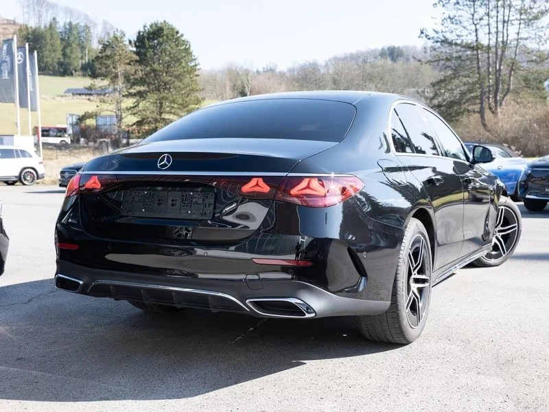 Mercedes-Benz E 200 AMG/4-MATIC/LED/CAMERA/DISTRONIC/KEYLESS/, снимка 2 - Автомобили и джипове - 53894513