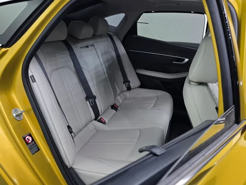 Hyundai Sonata 2.0 Inspiration, снимка 12 - Автомобили и джипове - 55560003