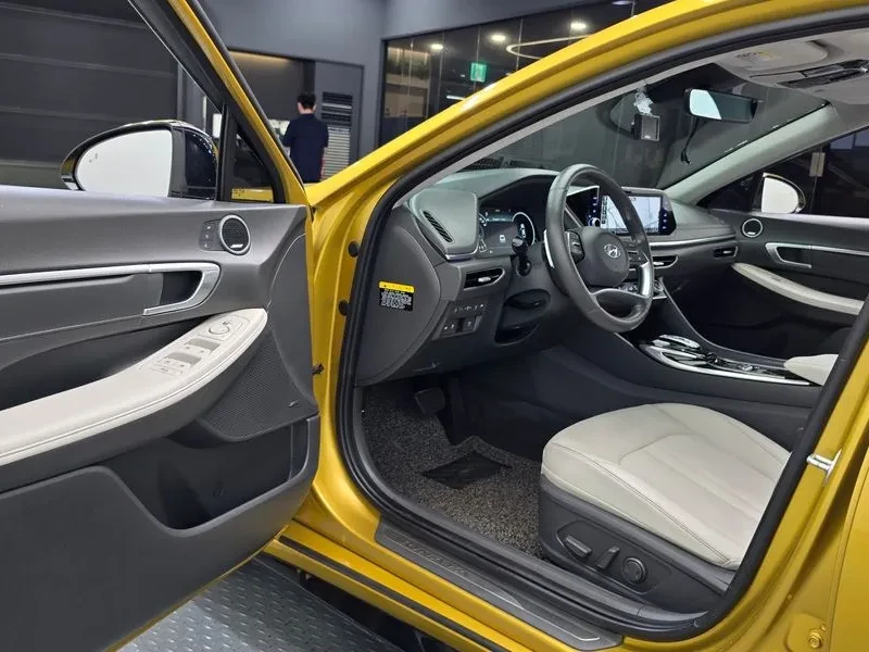 Hyundai Sonata 2.0 Inspiration, снимка 10 - Автомобили и джипове - 55560003