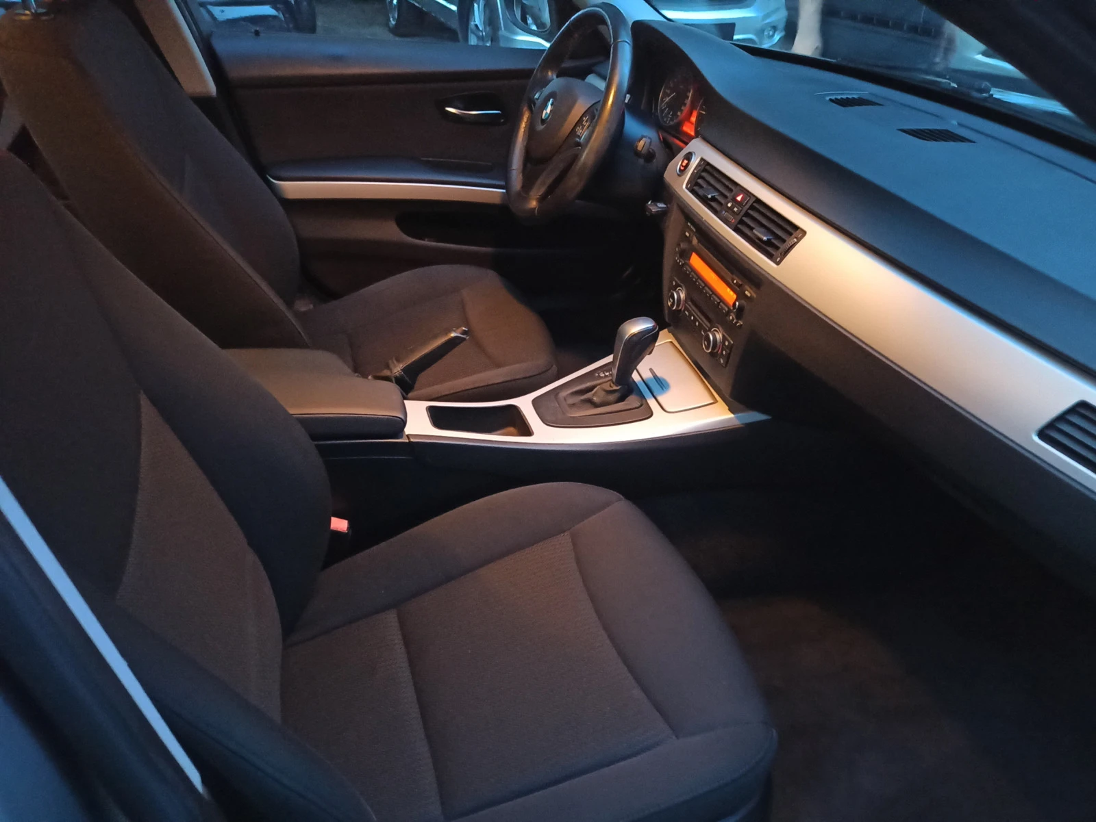 BMW 320 FACELIFT+ AUTOMATIC+ PARKTRONIC | Mobile.bg   11