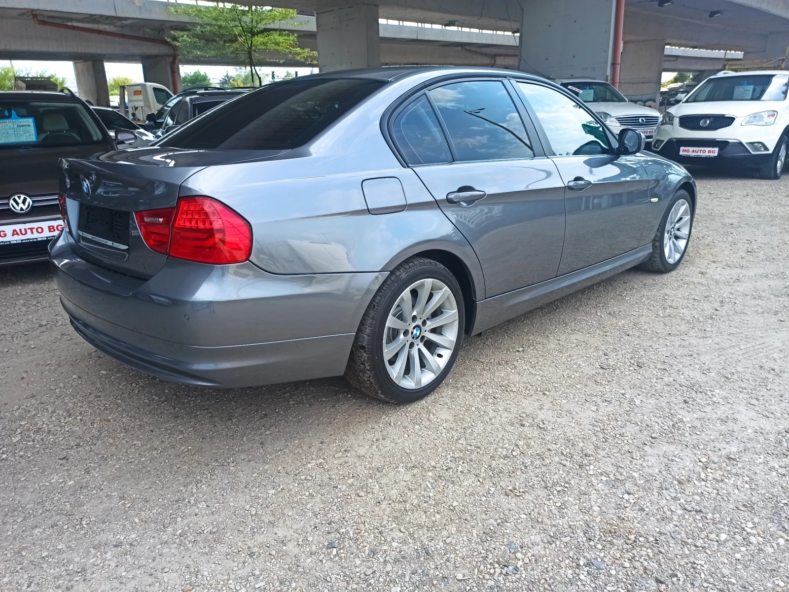 BMW 320 FACELIFT+ AUTOMATIC+ PARKTRONIC - изображение 5