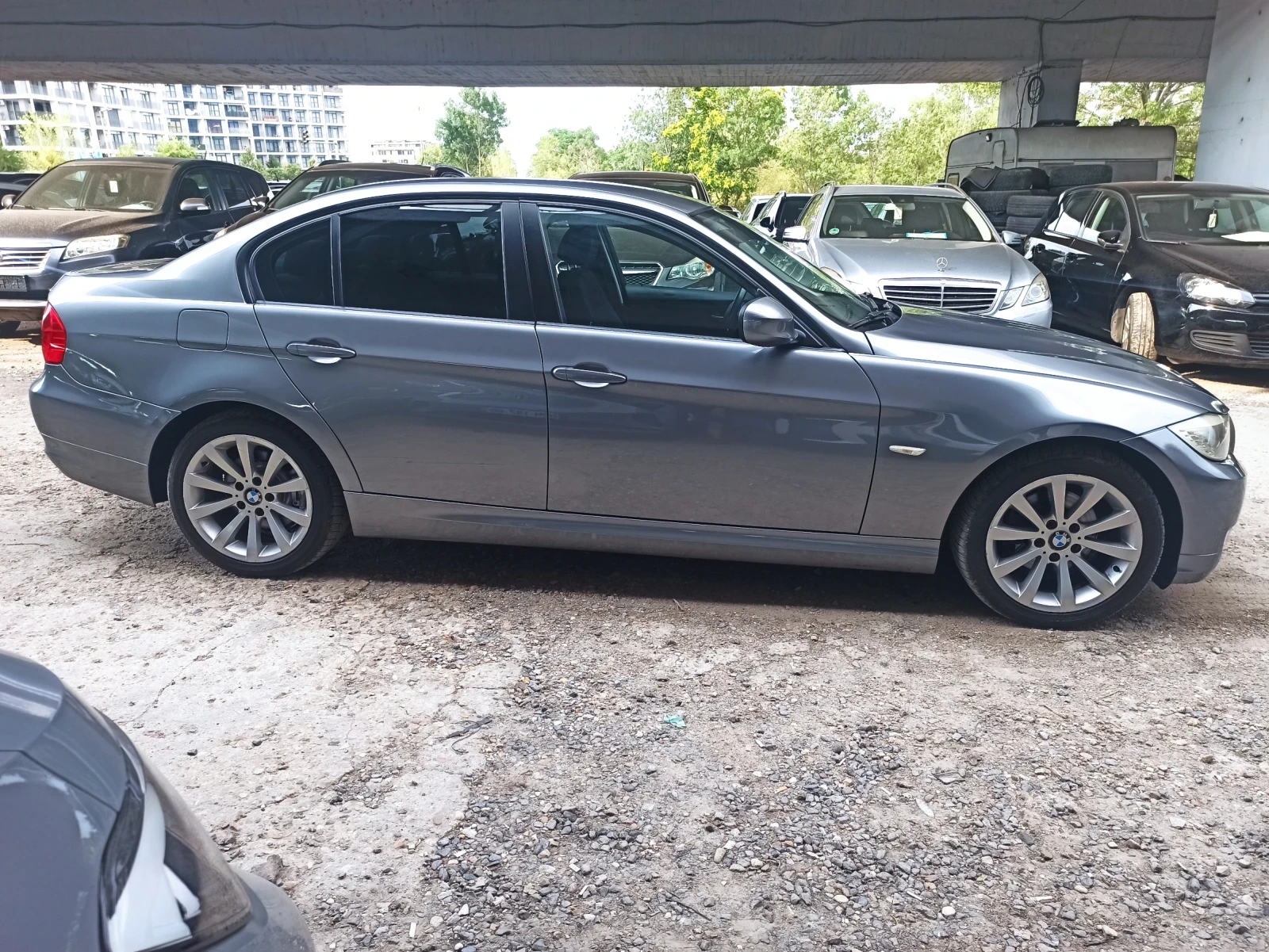 BMW 320 FACELIFT+ AUTOMATIC+ PARKTRONIC - изображение 7