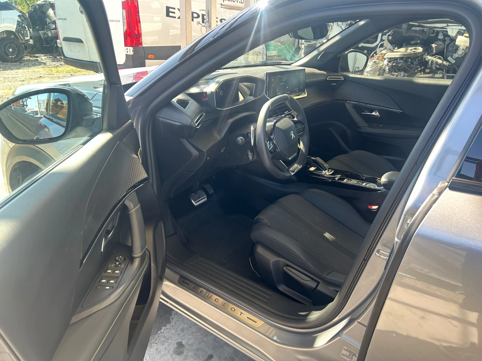 Peugeot 2008 1.5 GT Line Digital 3D I-Cockpit | Mobile.bg   11