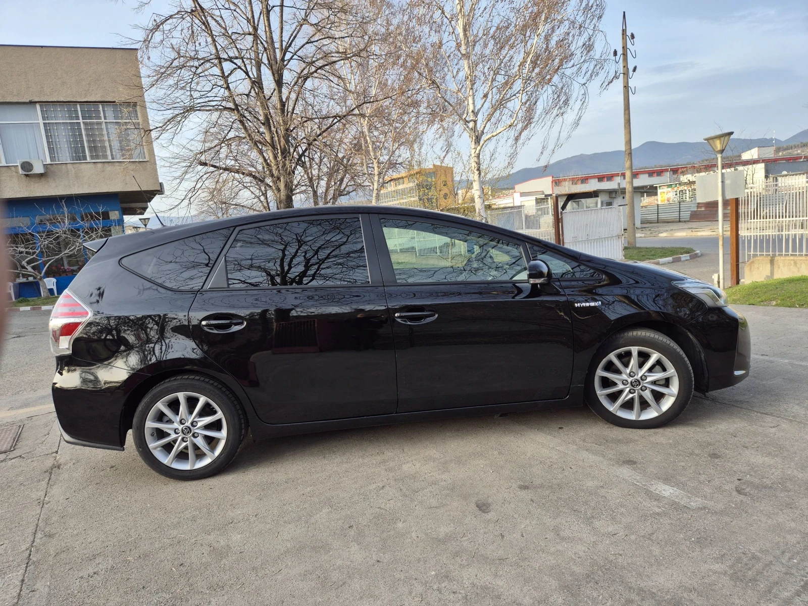 Toyota Prius + /6+ 1/Панор/Кожа/Камера  - изображение 3