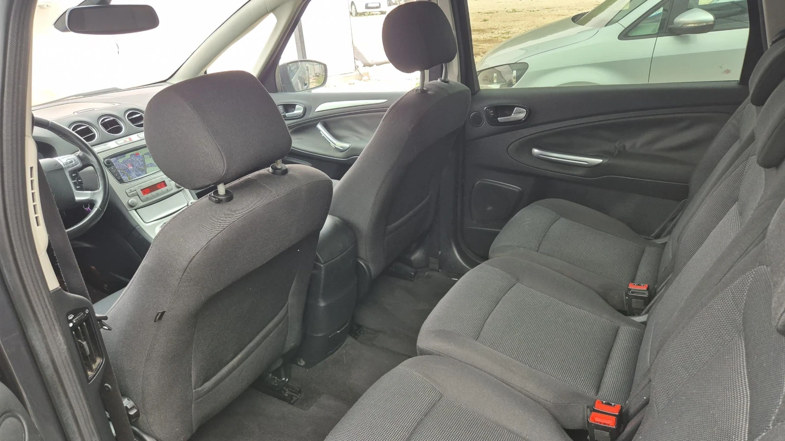 Ford S-Max 2.0 TDCI-NAVI | Mobile.bg — изображение 11