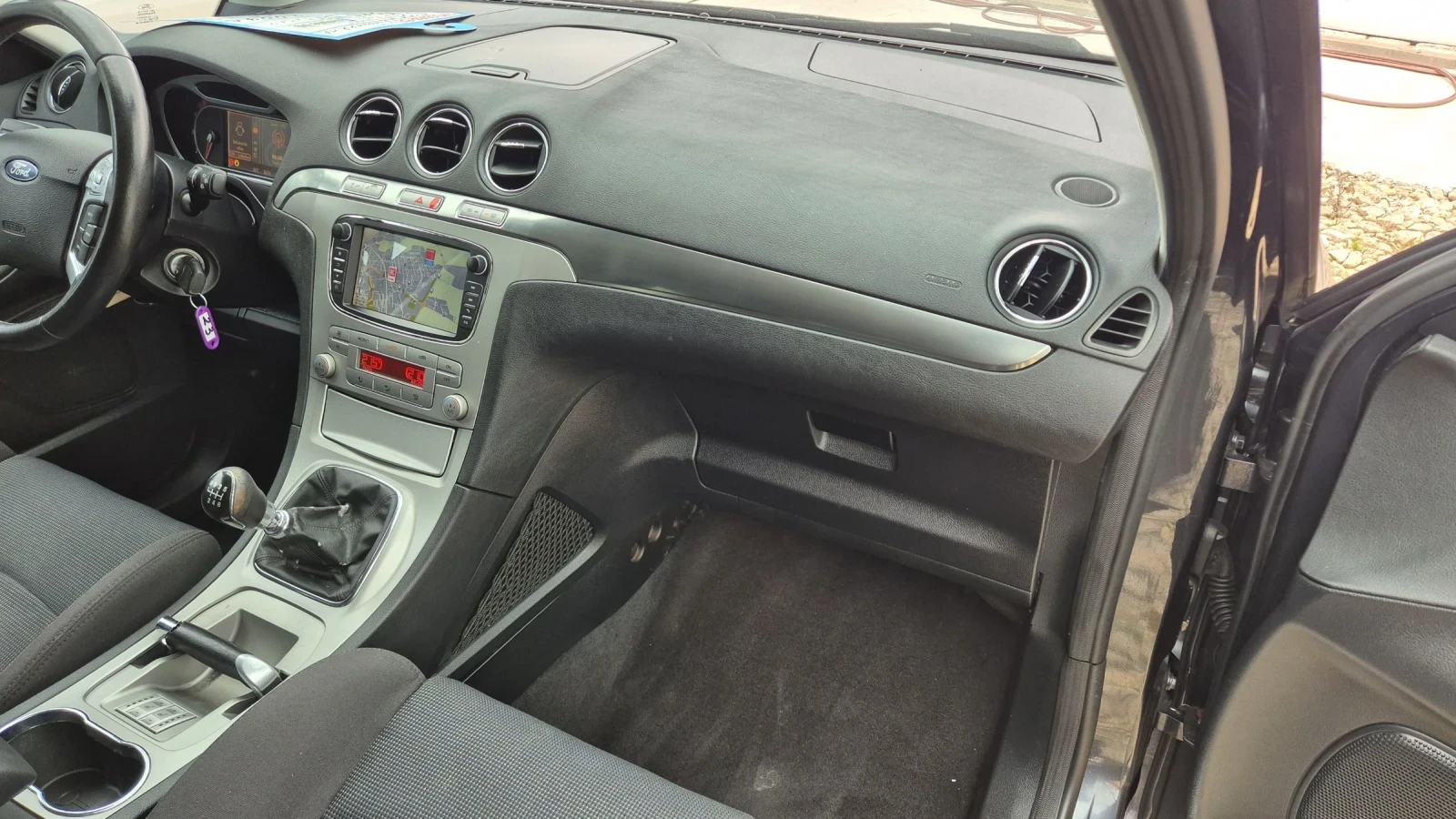 Ford S-Max 2.0 TDCI-NAVI | Mobile.bg — изображение 14