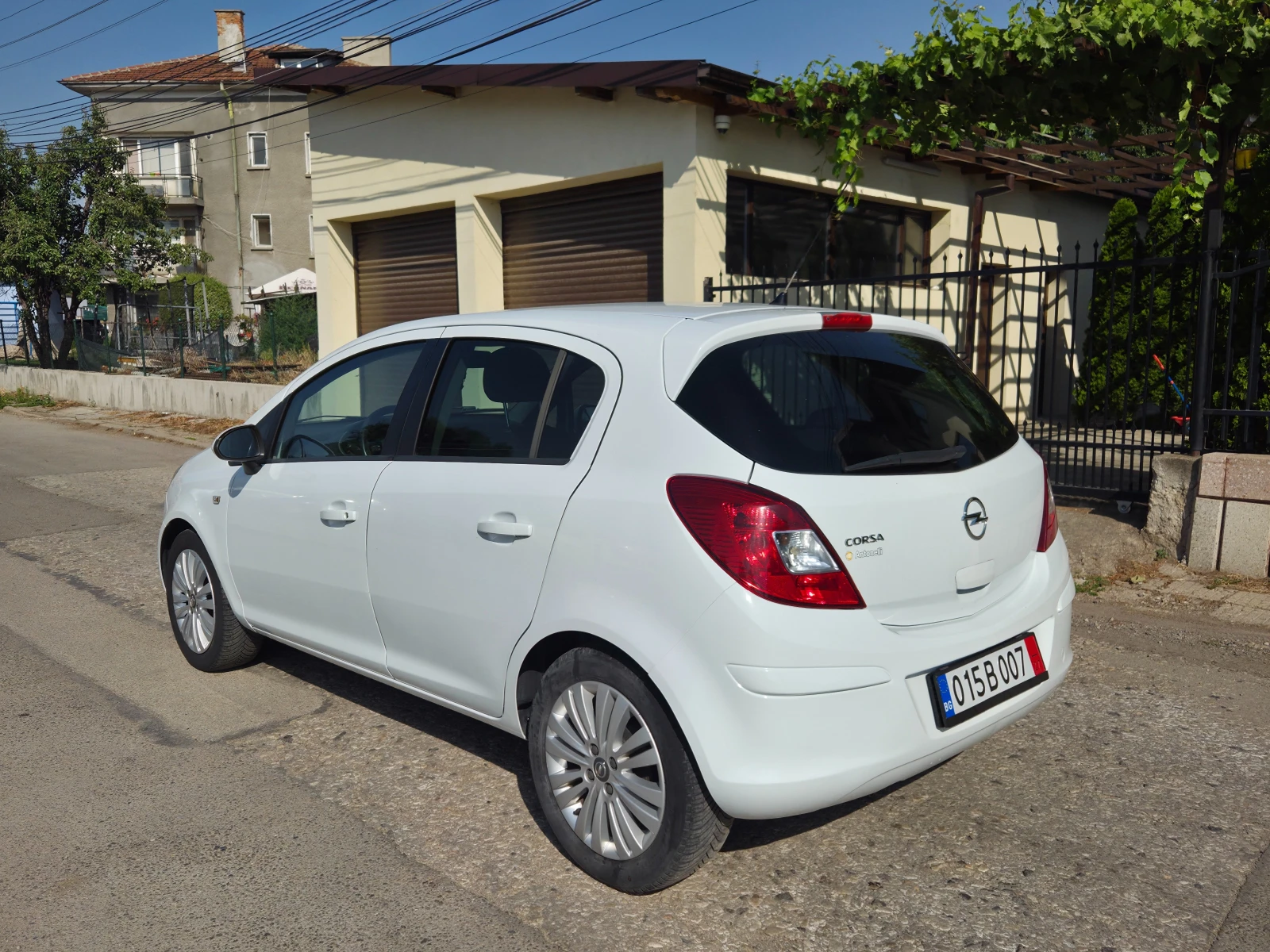 Opel Corsa 1.2i FACE Метанов инж. - изображение 3