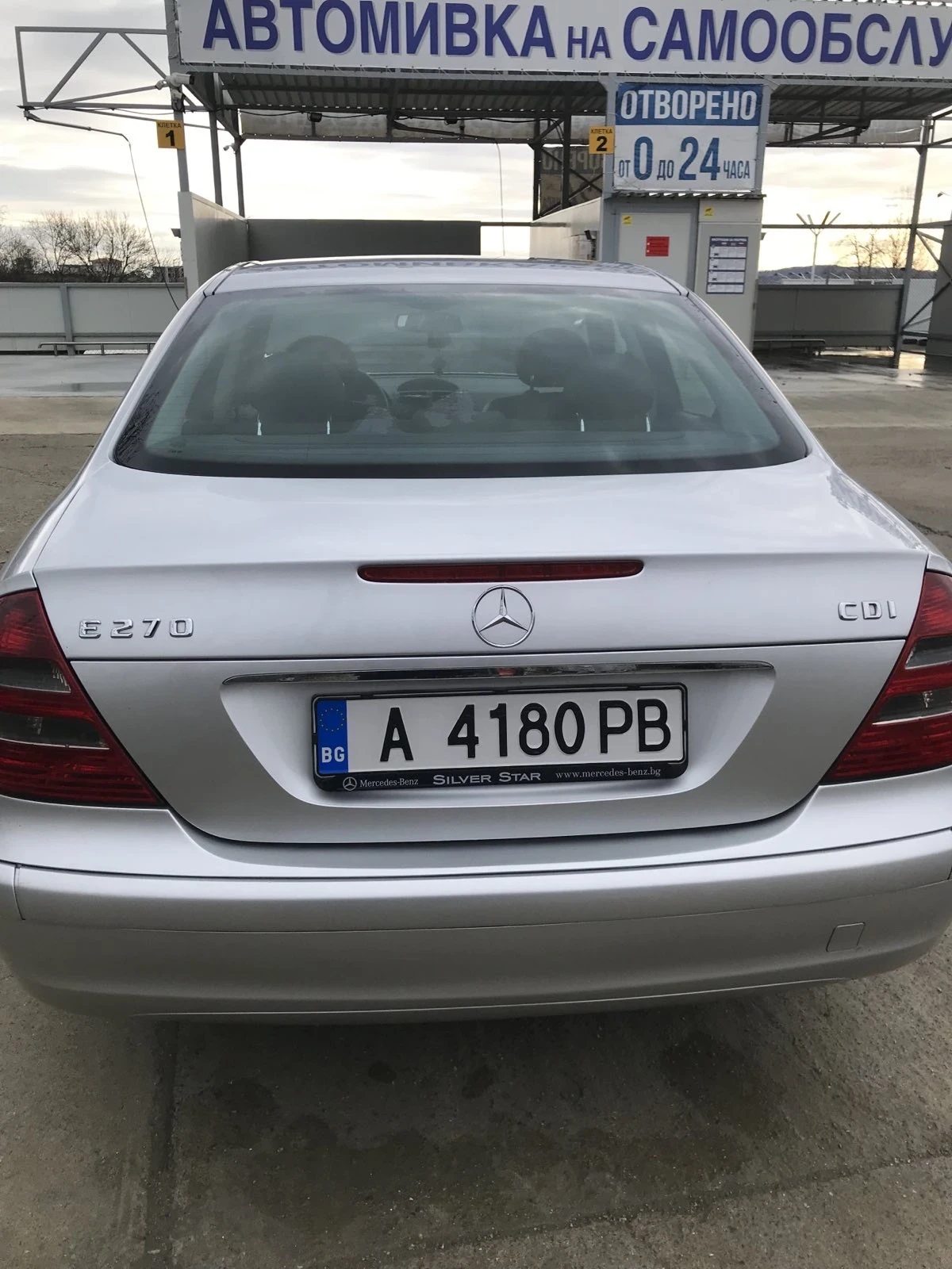 Mercedes-Benz E 270  - изображение 3