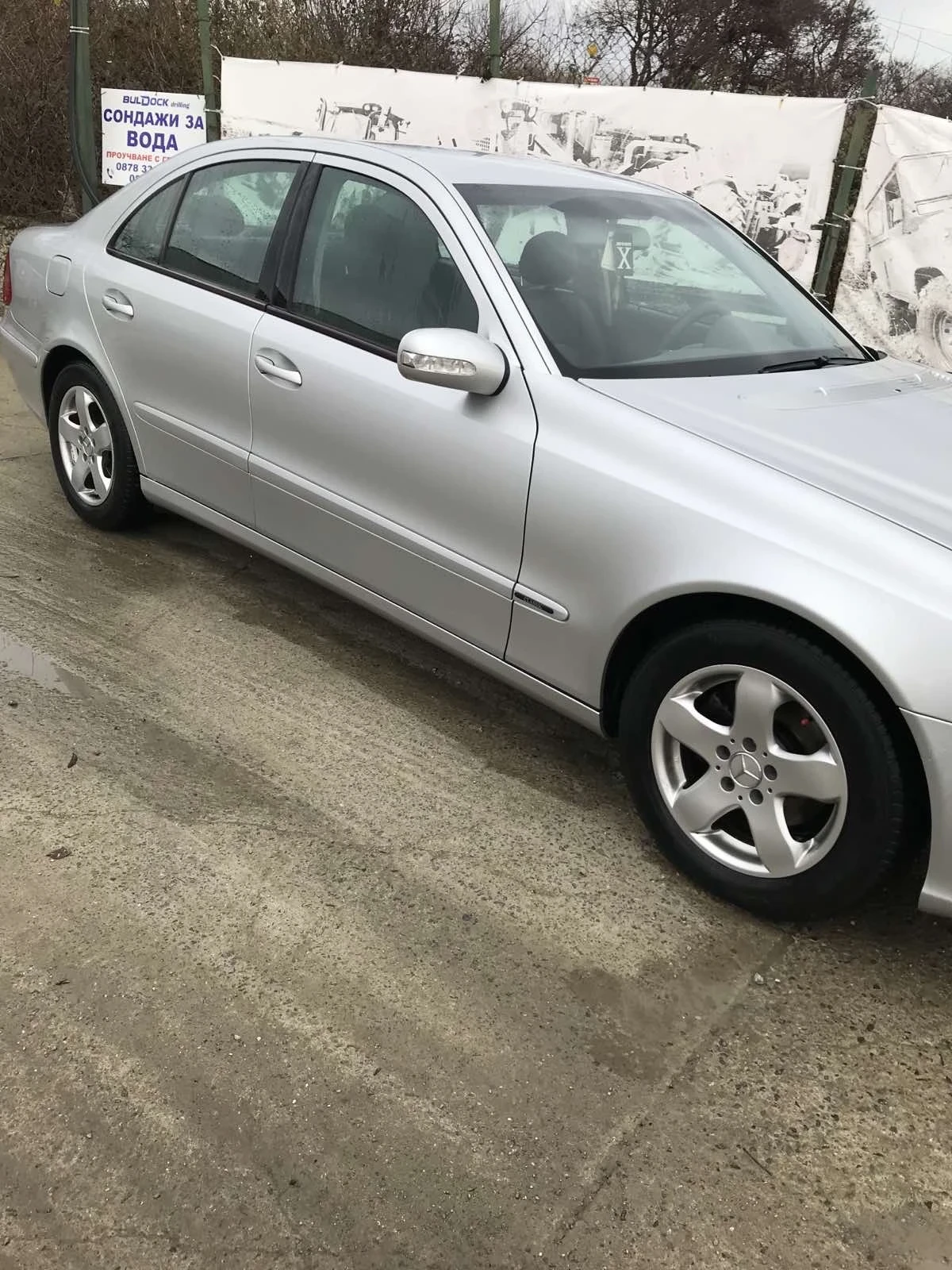 Mercedes-Benz E 270  - изображение 6