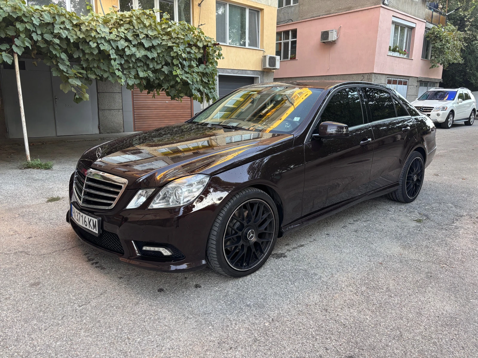 Mercedes-Benz E 350 4matic - изображение 2