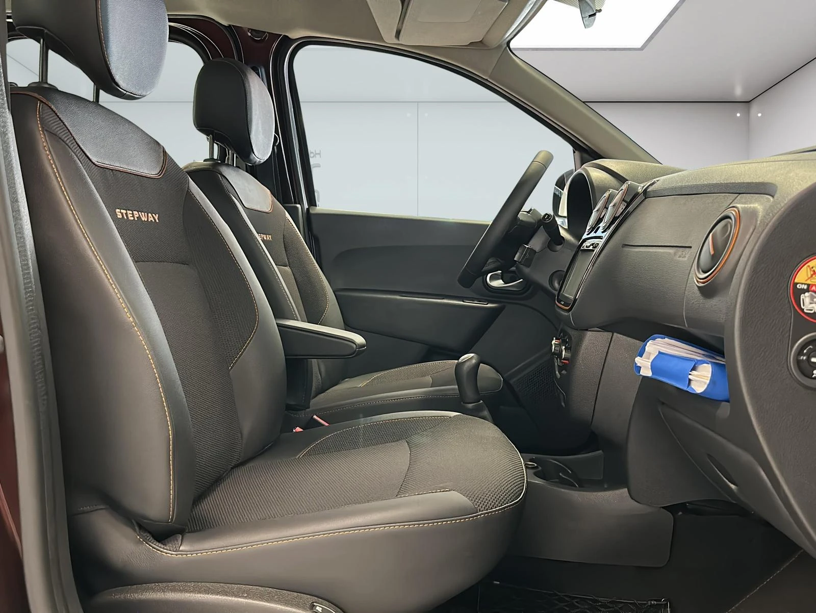 Dacia Dokker 1.2 TCe Stepway Celebration NAVI| KAM| SHZ | Mobile.bg   11