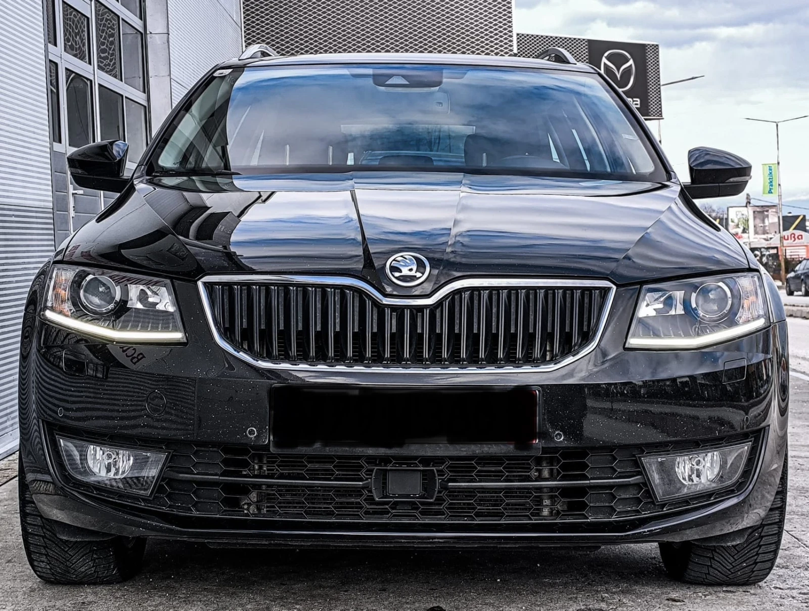 Skoda Octavia 1.6TDI 4X4 DISTRONIC/CAMERA  - изображение 2