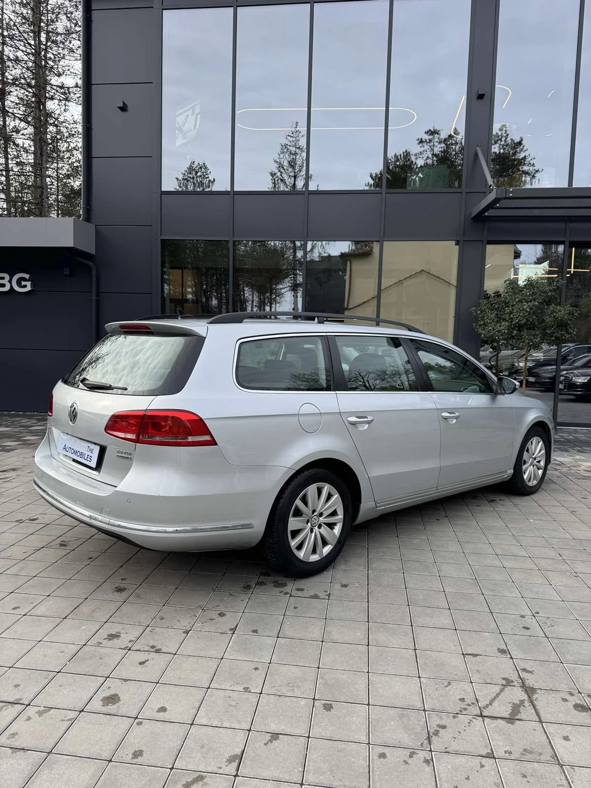 VW Passat  - изображение 7