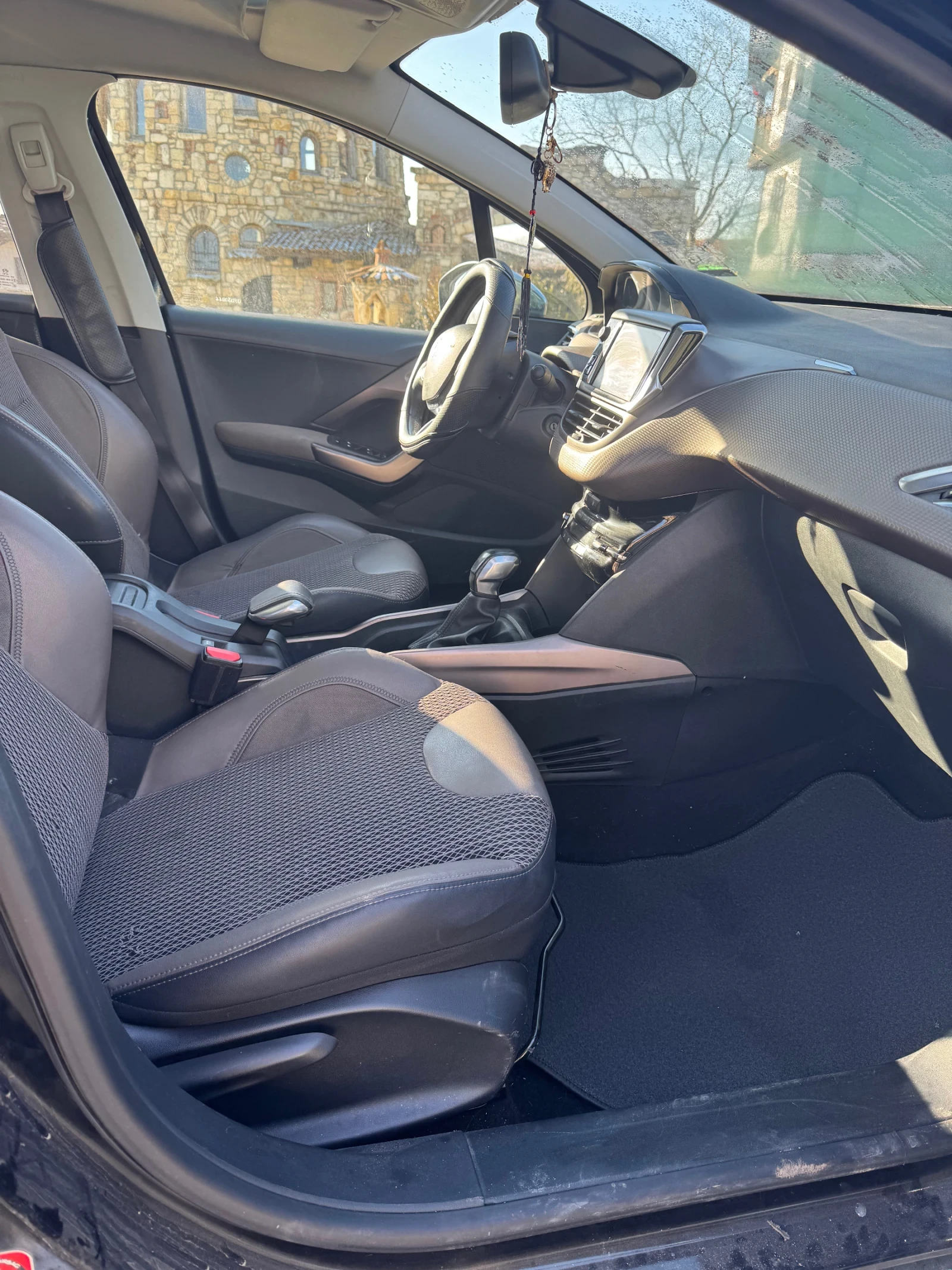 Peugeot 2008 1.2  | Mobile.bg � ����������� 14