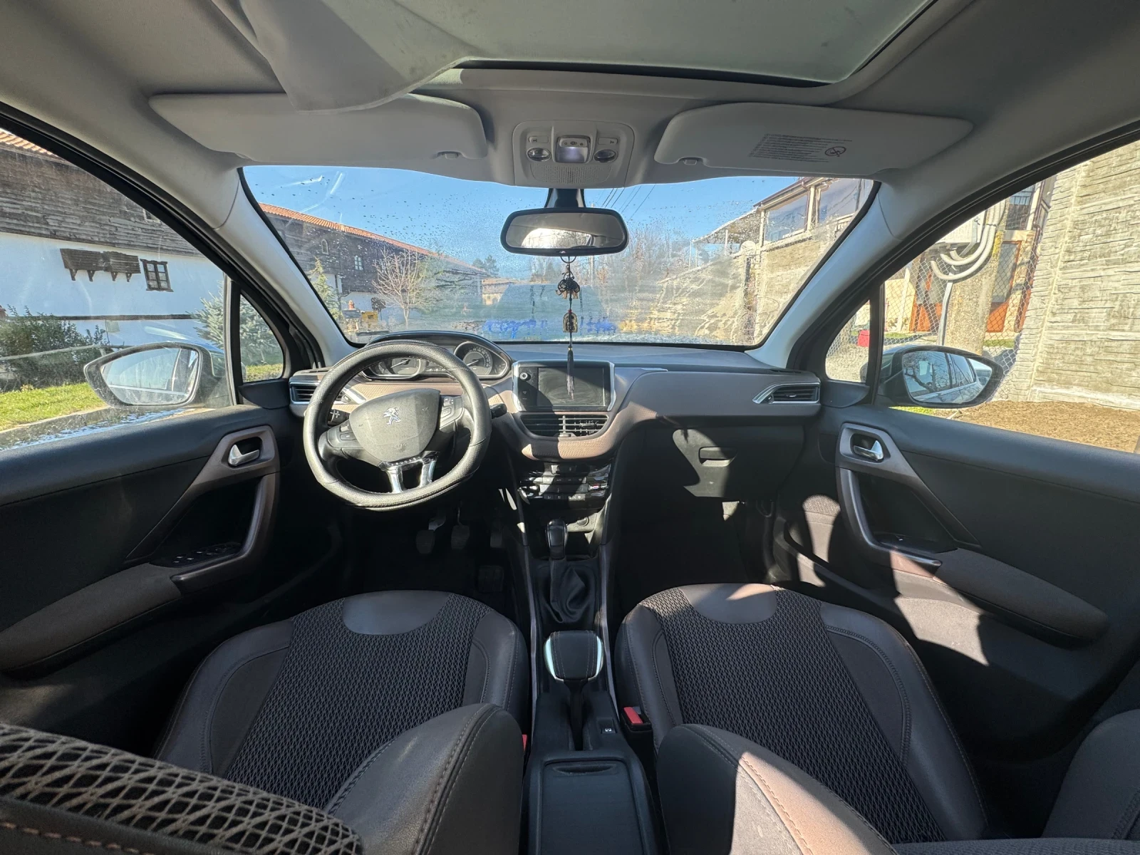 Peugeot 2008 1.2  | Mobile.bg � ����������� 10