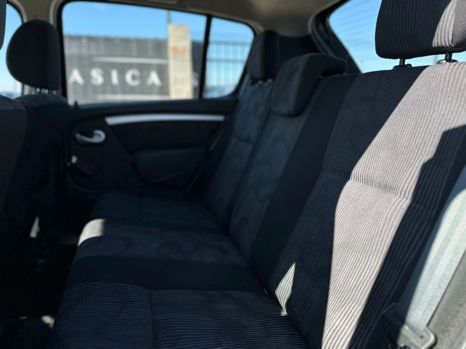 Dacia Sandero / 1.4I / GAS /  | Mobile.bg � ����������� 11