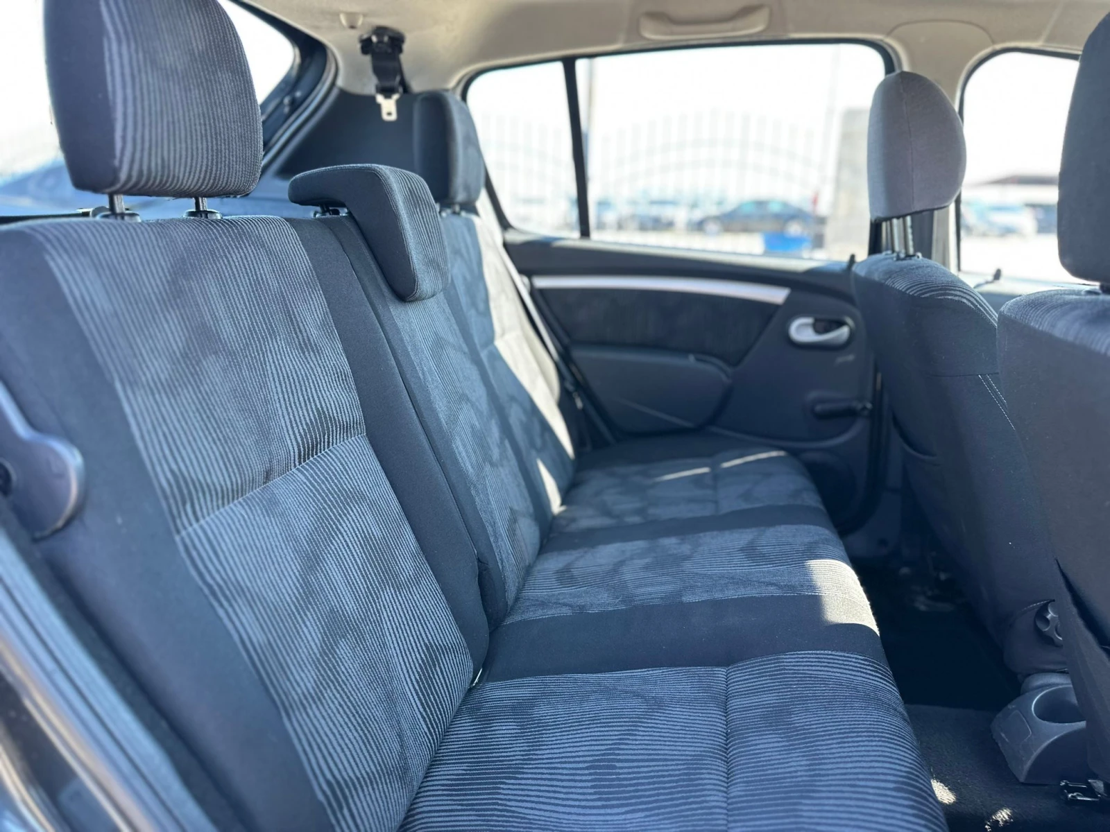 Dacia Sandero / 1.4I / GAS /  | Mobile.bg � ����������� 10