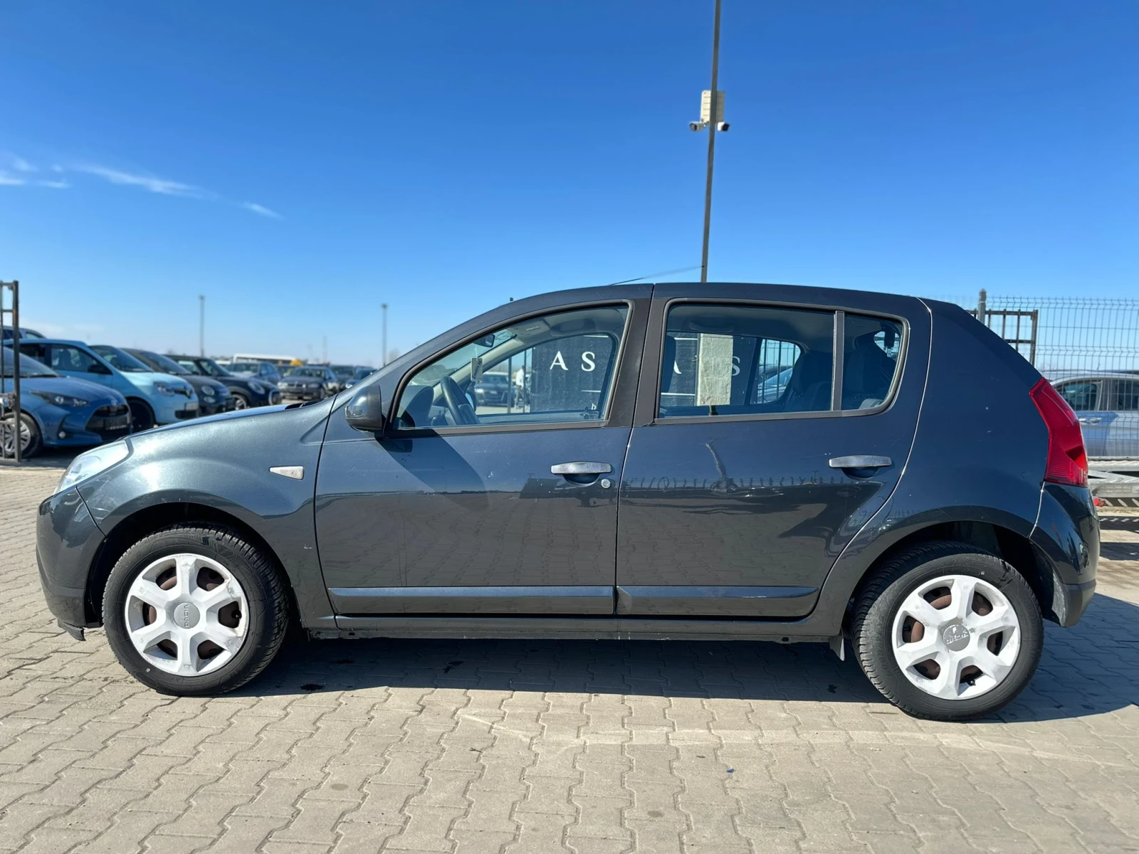 Dacia Sandero / 1.4I / GAS /  | Mobile.bg � ����������� 2