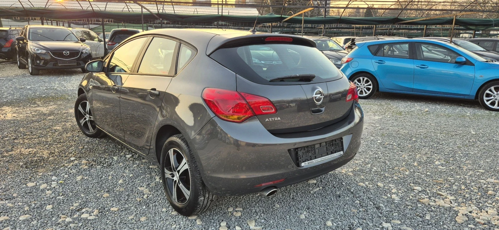 Opel Astra 1.4, снимка 8 - Автомобили и джипове - 53828672