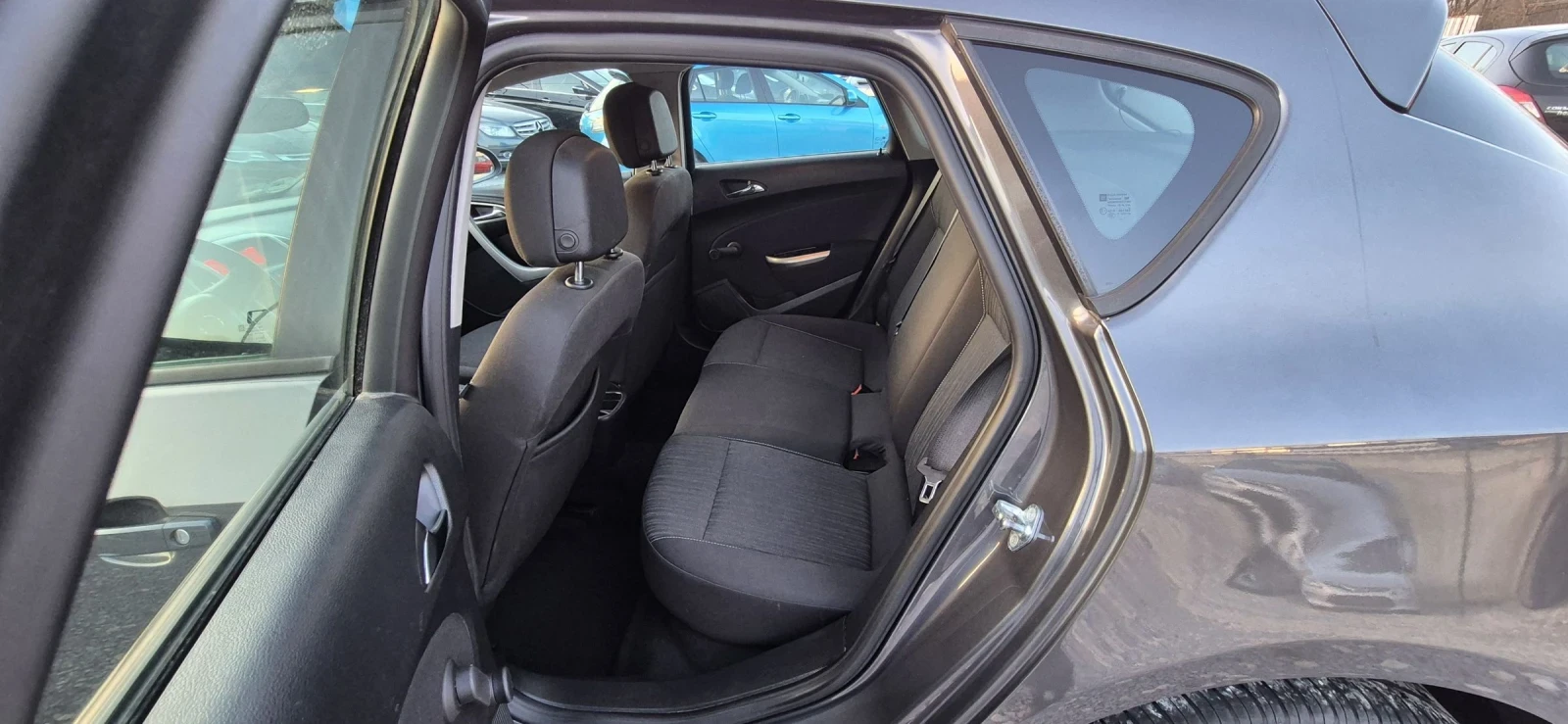 Opel Astra 1.4, снимка 11 - Автомобили и джипове - 53828672