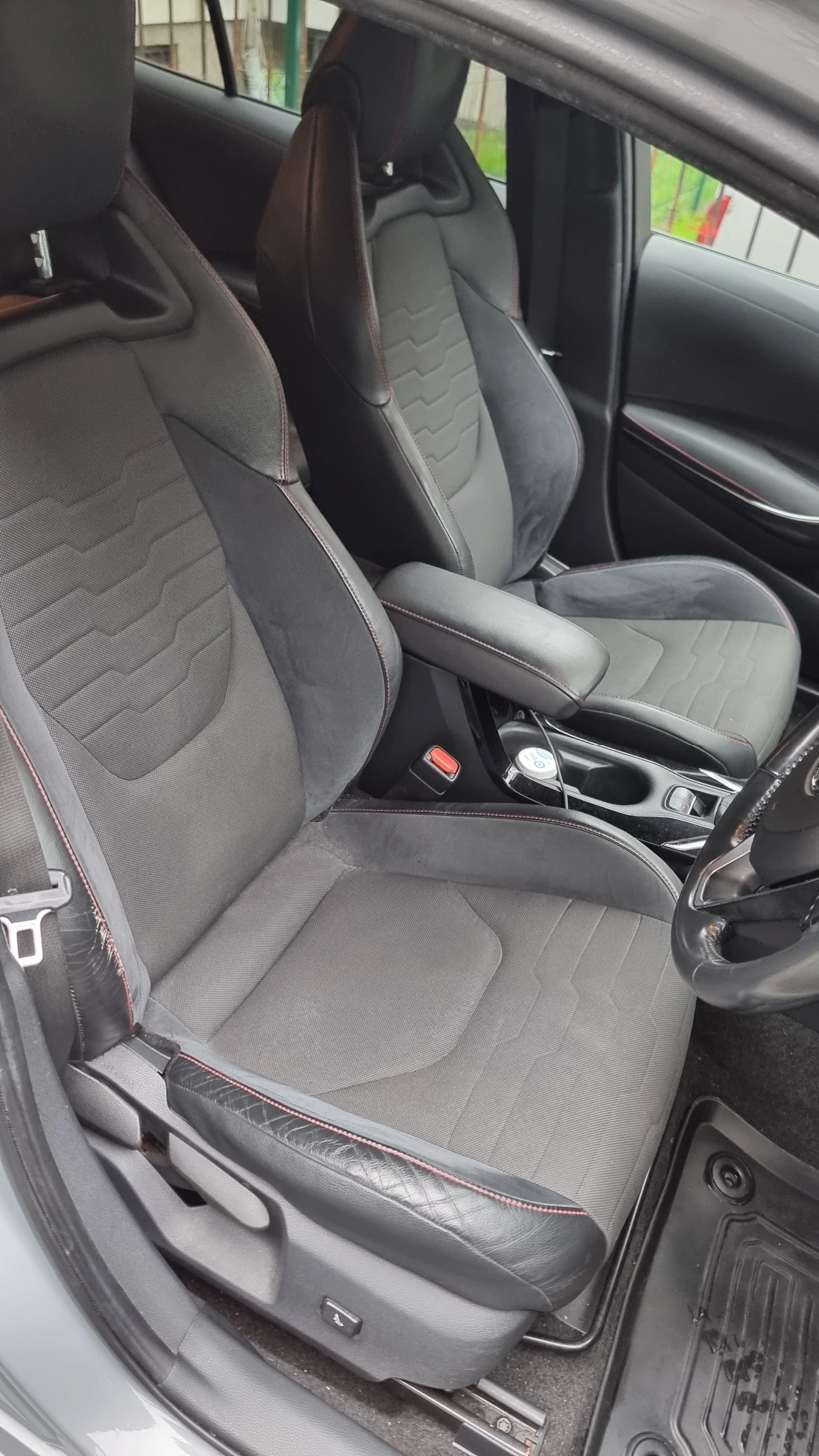 Toyota Corolla, снимка 9 - Автомобили и джипове - 53964521