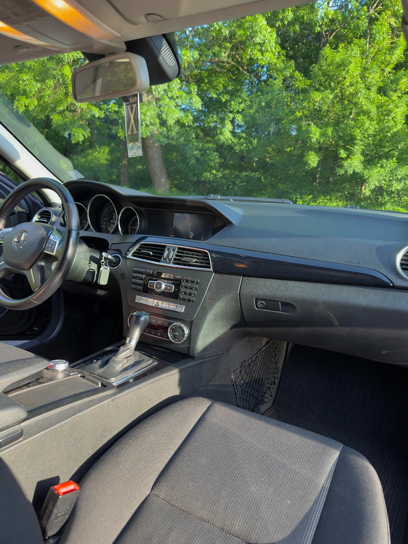 Mercedes-Benz C 220 C220 7G-Tronic, снимка 9 - Автомобили и джипове - 54769202