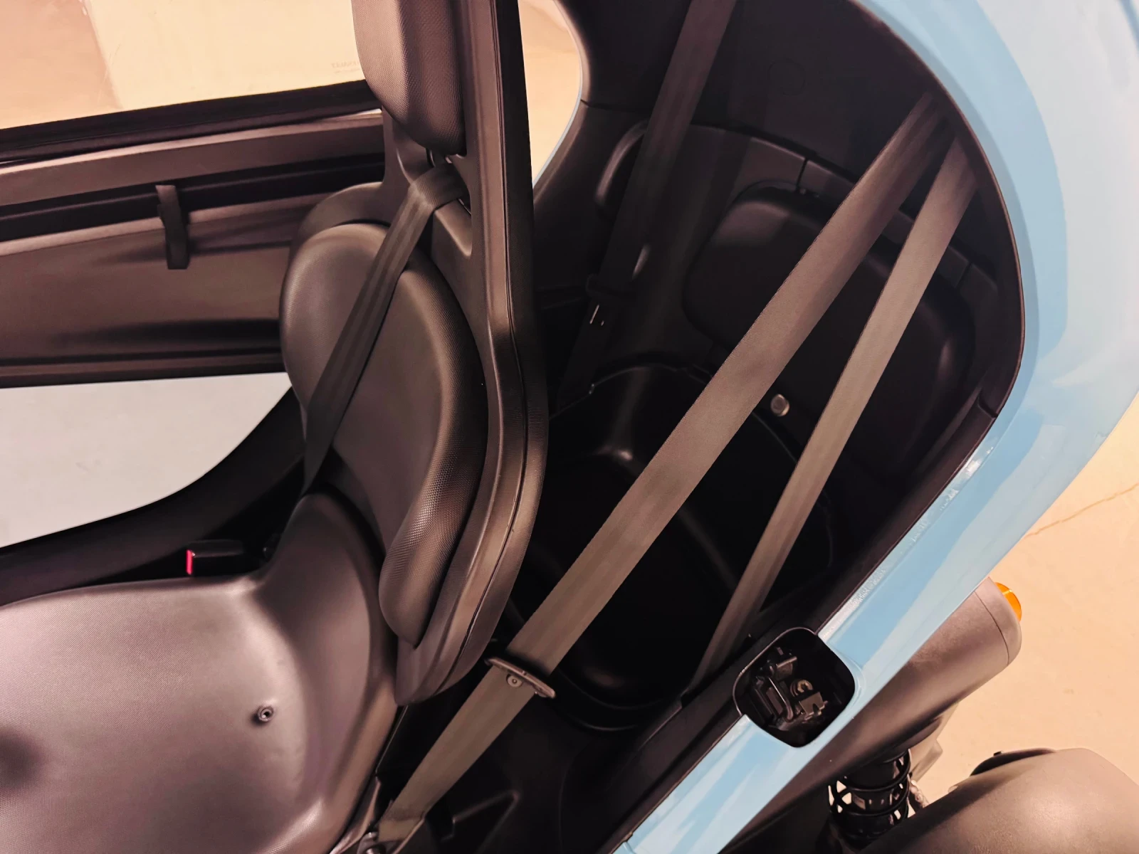Renault Twizy eLECTRIC, Facelift, 2017 г., снимка 12 - Автомобили и джипове - 54855611