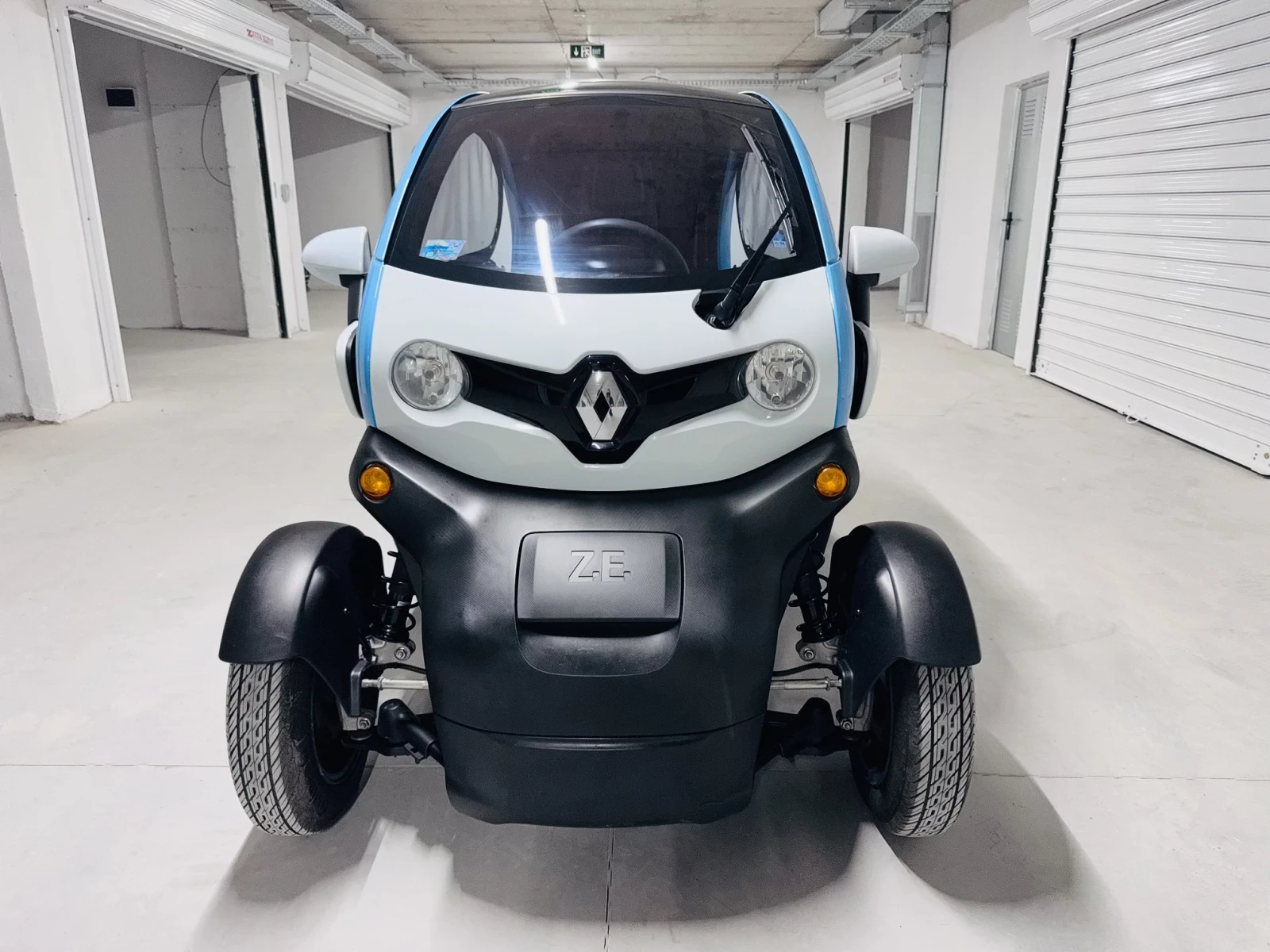 Renault Twizy eLECTRIC, Facelift, 2017 г., снимка 2 - Автомобили и джипове - 54855611