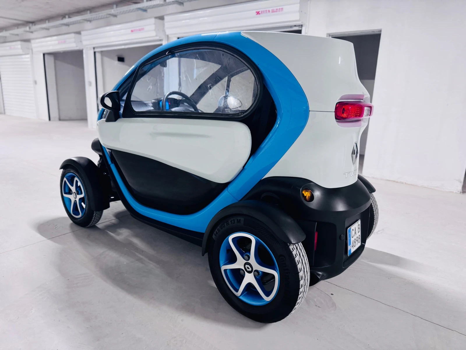 Renault Twizy eLECTRIC, Facelift, 2017 г., снимка 6 - Автомобили и джипове - 54855611