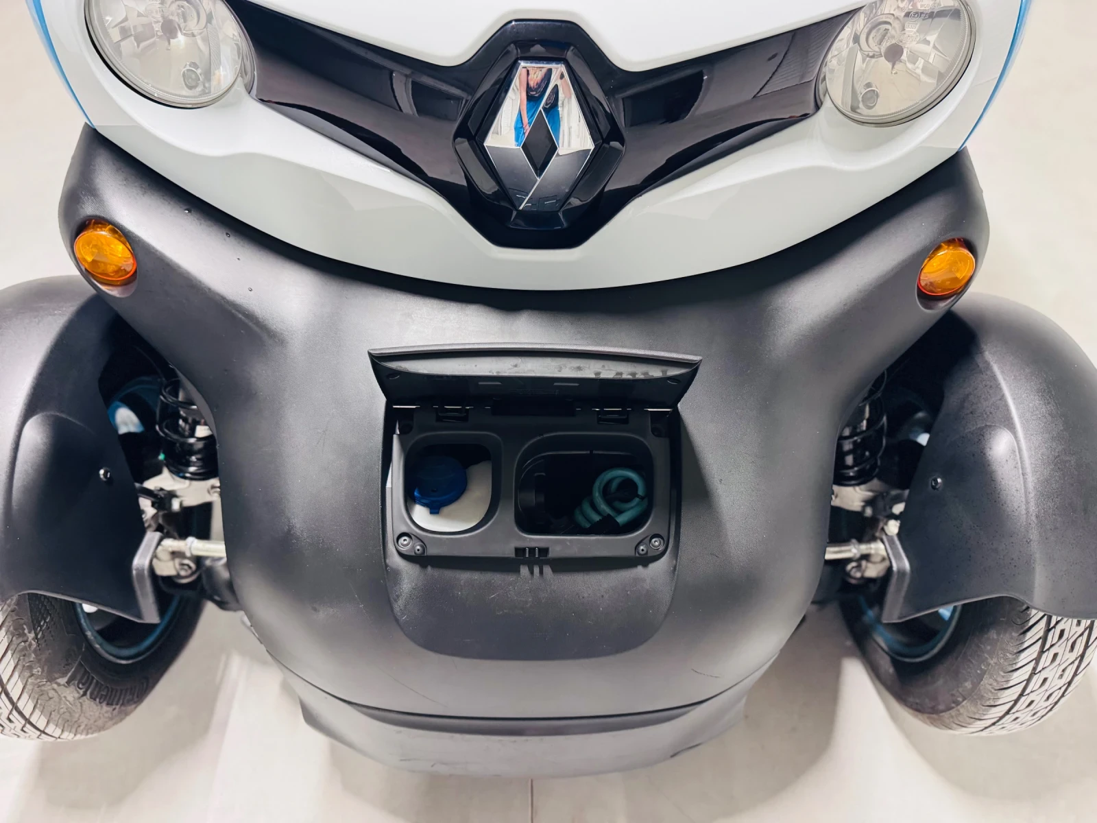 Renault Twizy eLECTRIC, Facelift, 2017 г., снимка 7 - Автомобили и джипове - 54855611