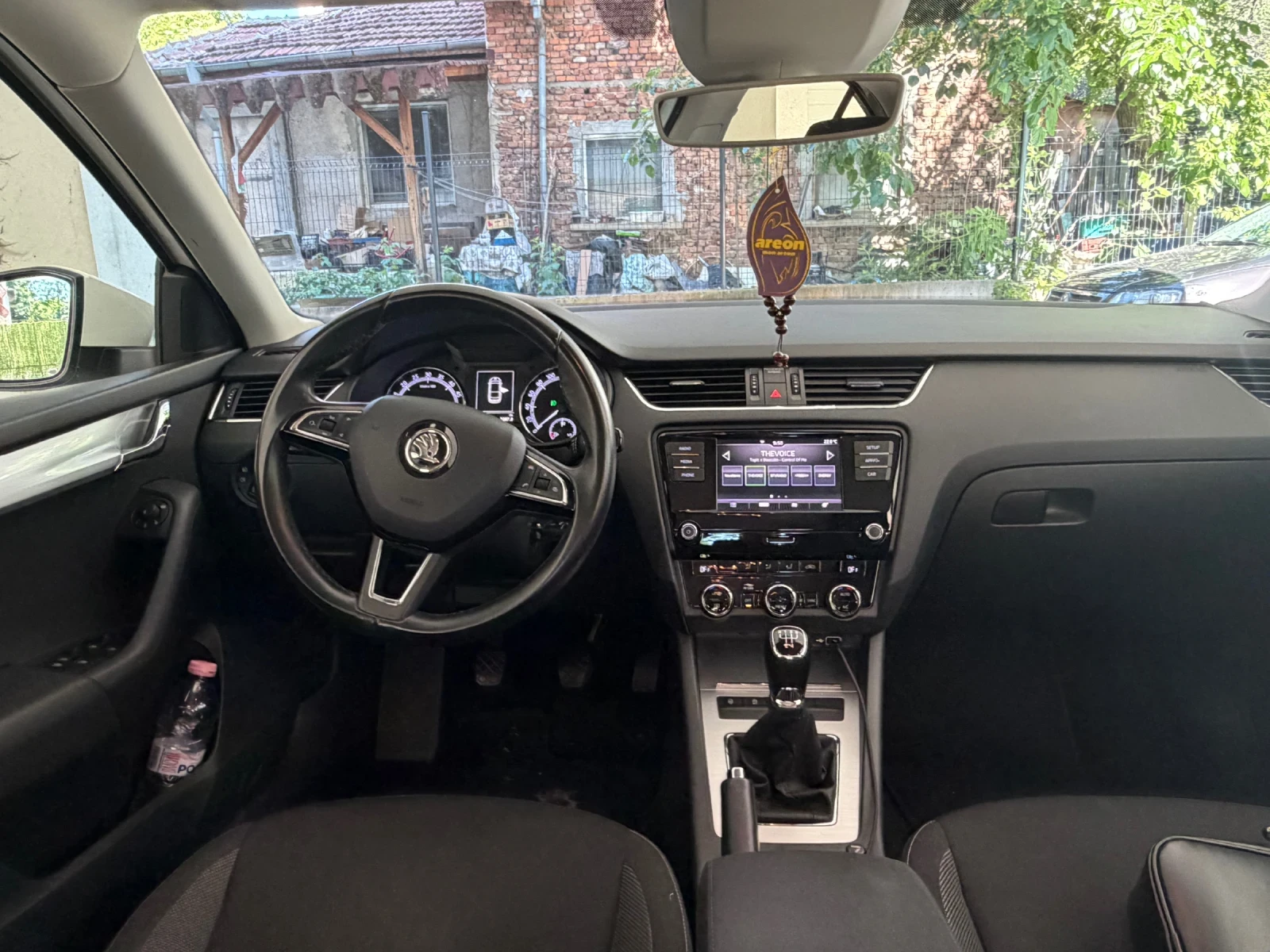 Skoda Octavia 1.6TDI 115к.с., снимка 7 - Автомобили и джипове - 54910918