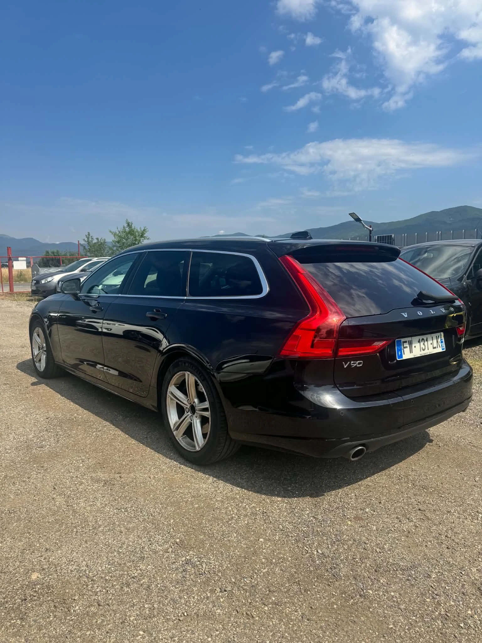Volvo V90 V90 R-Desing-4х4-190к.с, снимка 2 - Автомобили и джипове - 55129853