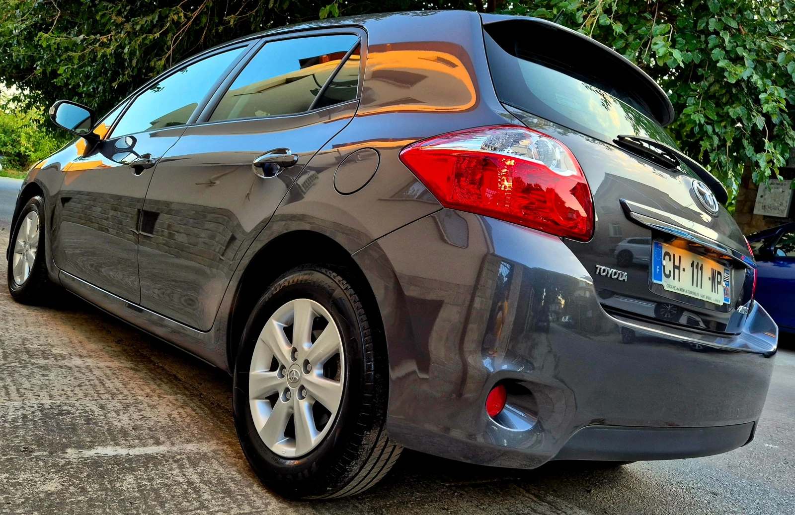 Toyota Auris 1.4d4d-navi-facelift-veriga-6speed-japan , снимка 9 - Автомобили и джипове - 55632287