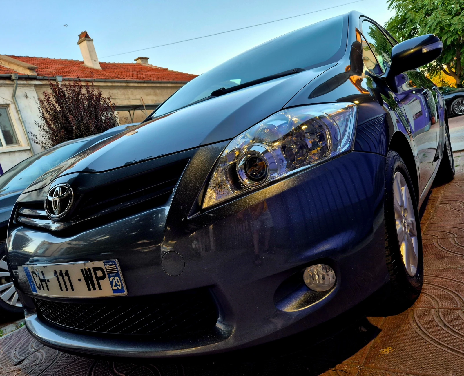 Toyota Auris 1.4d4d-navi-facelift-veriga-6speed-japan , снимка 8 - Автомобили и джипове - 55632287