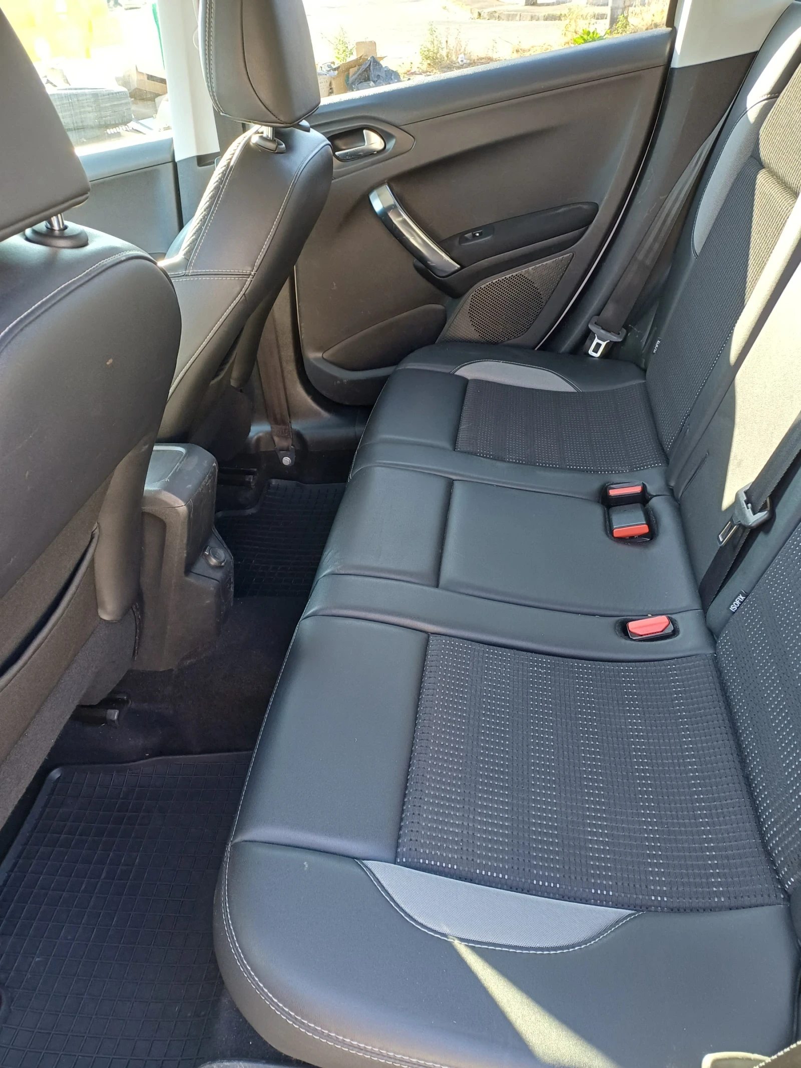 Peugeot 2008 1, 6-120к.с ГАЗ, снимка 6 - Автомобили и джипове - 55732538