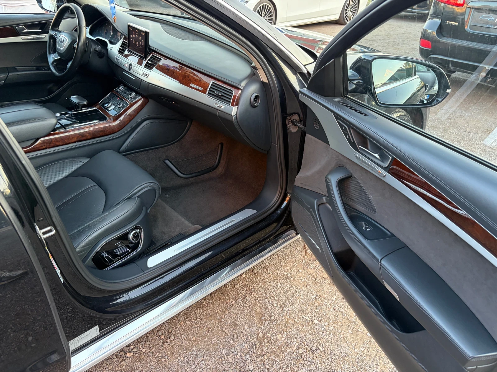 Audi A8, снимка 13 - Автомобили и джипове - 55733283