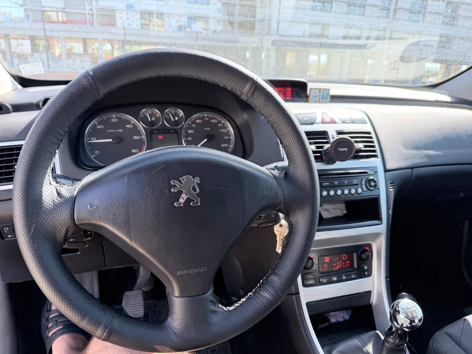 Peugeot 307 1.6 HDI, снимка 12 - Автомобили и джипове - 55771561