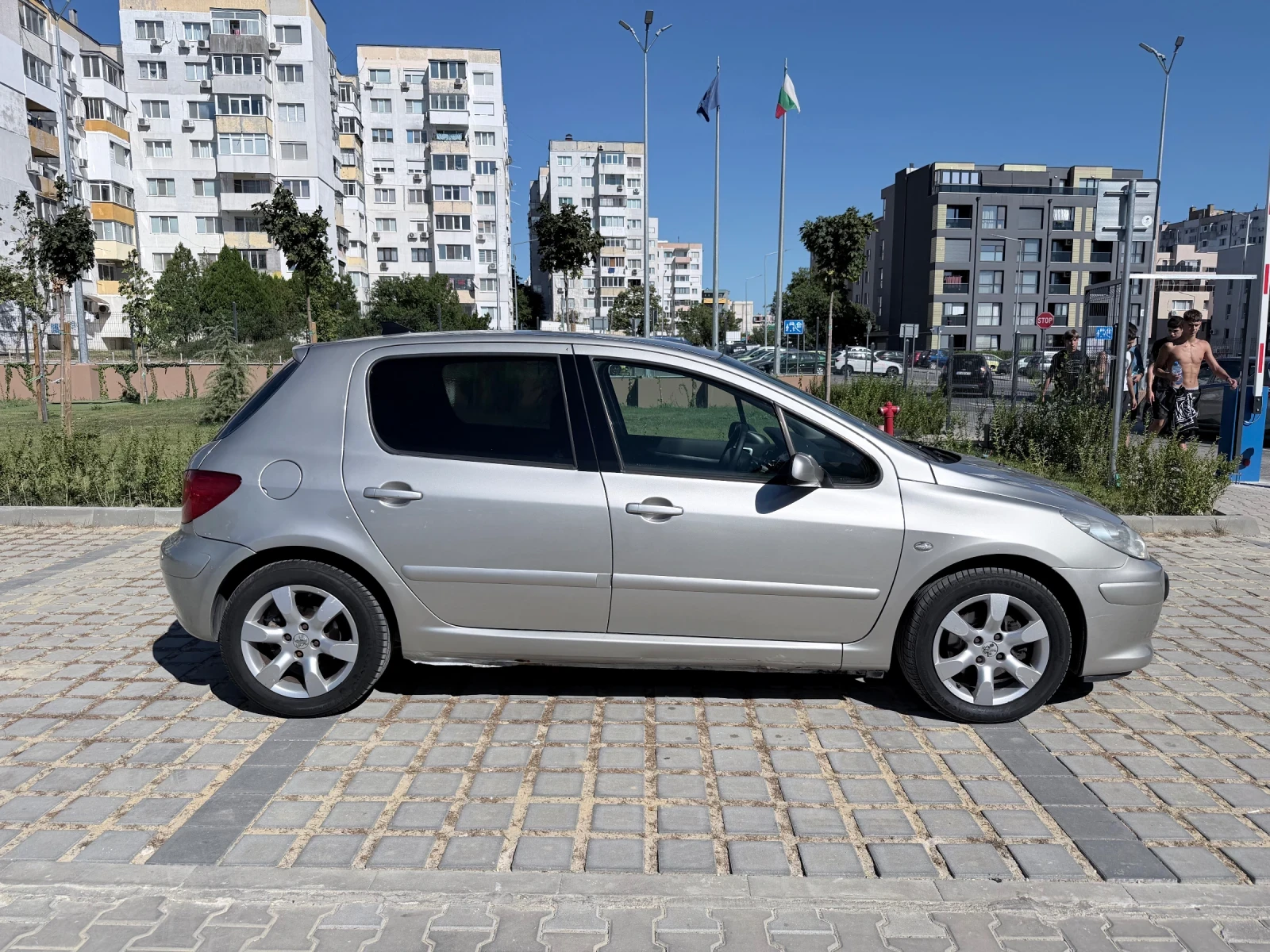 Peugeot 307 1.6 HDI, снимка 4 - Автомобили и джипове - 55771561