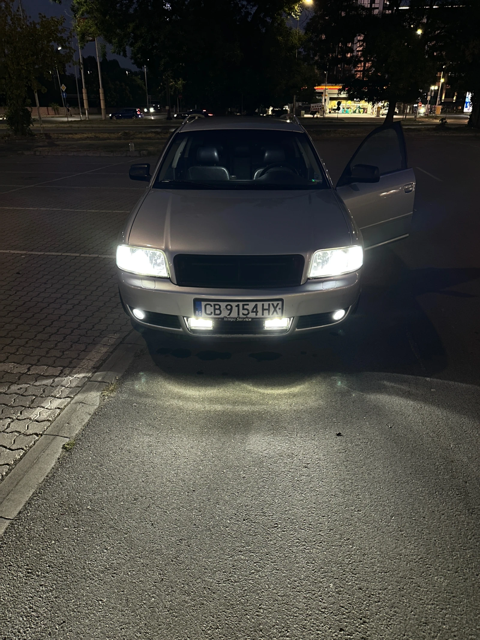 Audi A6, снимка 2 - Автомобили и джипове - 55875033