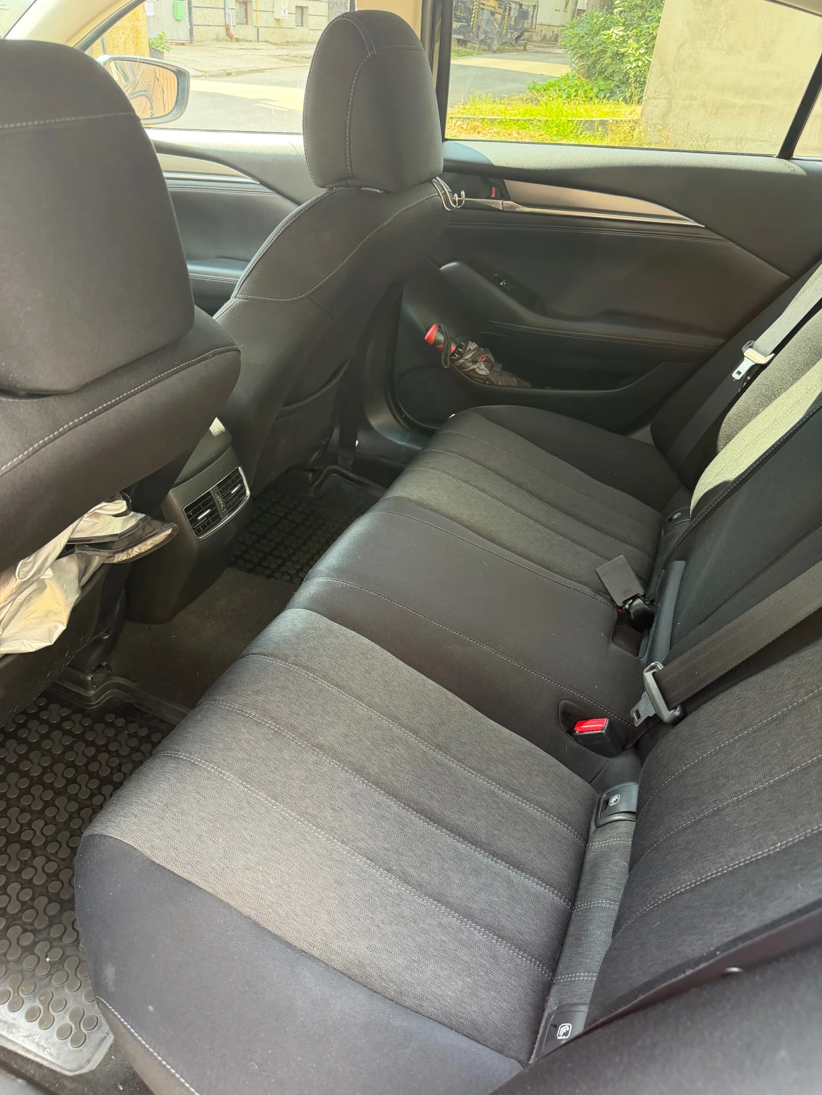 Mazda 6 Skyactive-G 2.0, снимка 11 - Автомобили и джипове - 55958172