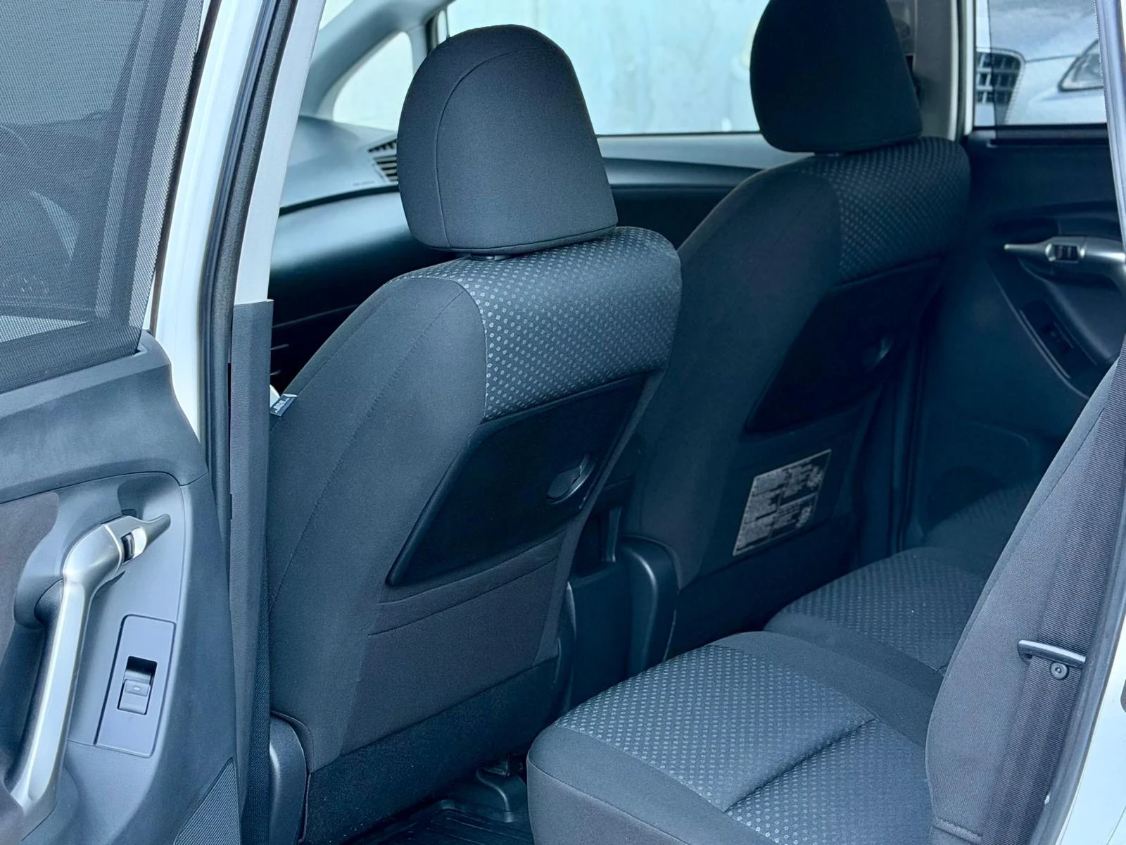 Toyota Verso 2.2-150 �.�. * ���������* * ��� ����* * ������*  | Mobile.bg � ����������� 8