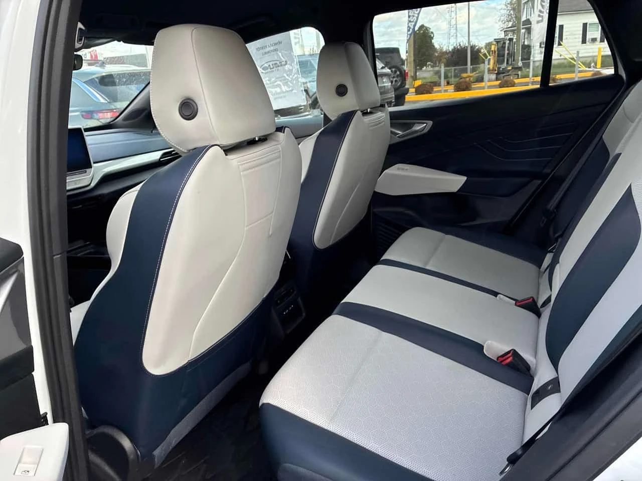 VW ID.4 * Pro * CARFAX * ����� �� ����������� | Mobile.bg � ����������� 13